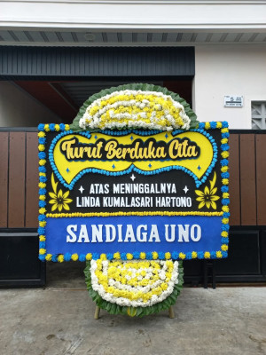 Papan Bunga Duka di Padang Batung